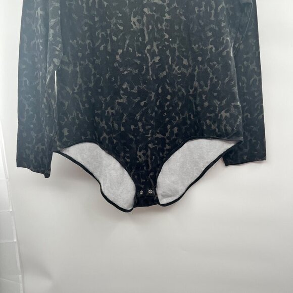 LuLaRoe Women's Nova Bodysuit Long Sleeve Black/Multi Print Size 2XL New - Picture 5 of 9